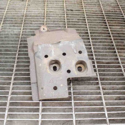 Scut motor dreapta spate TOYOTA VERSO _R2_ 2013 OEM: 57627-0F010 foto