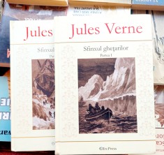 Sfinxul ghetarilor - Jules Verne foto