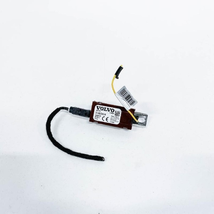 Amplificator de antena VOLVO V90 II 2019 OEM: 31483414,31409983 10595309