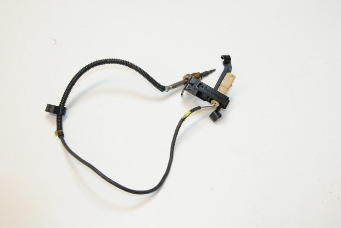 Senzor de temperatură AUDI Q7 4M 2016 OEM: 4M0906088AB 2296601