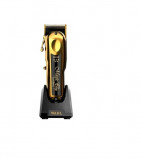 Cumpara ieftin Masina De Tuns fara Cablu Wahl Magic Clip 5* Gold Cordless