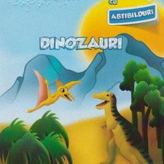 Carte de colorat cu abțibilduri - Dinozauri