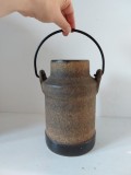 Vas ceramic cu maner de metal, 21cm inaltime, ceramic art Fat Lava, vintage
