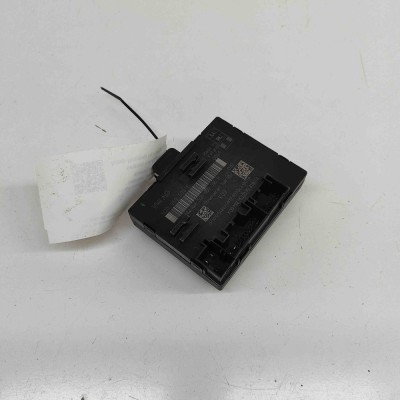 Modul de control ușă dreapta spate VW PASSAT Variant B8 3G5 2018 OEM: 5Q0959595E,5Q0959595B 30302876 foto