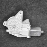 Motor macara geam ușă dreapta față MERCEDES-BENZ M W166 2013 OEM: A16690603010130822755 1300005