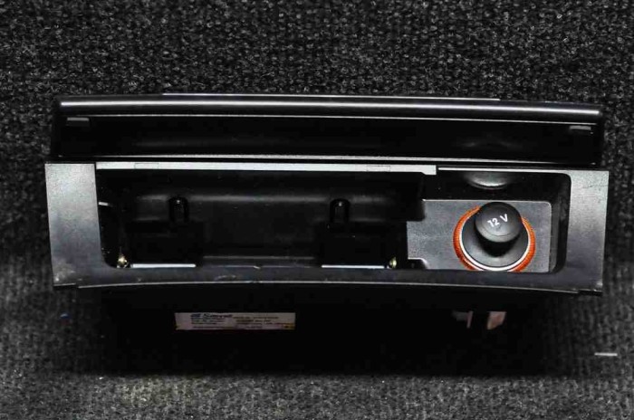 Scrumiera VW PASSAT B6 3C2 2005 OEM: 3C0863284,31823-00D0 1463198