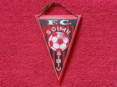 Fanion fotbal - FC &amp;quot;SOIMII&amp;quot; SIBIU (dimensiuni 15x10 cm) foto