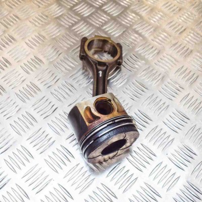 Piston AUDI A3 8P1 2006 OEM: 03G107065,038198401E foto