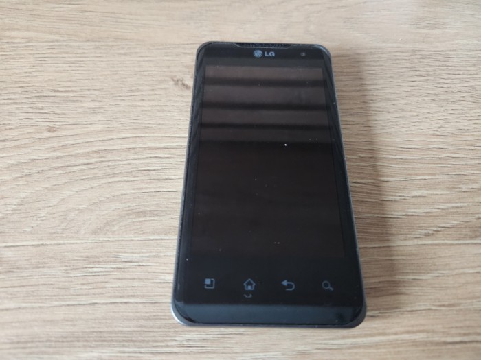 Telefon LG Optimus 2x P990 folosit