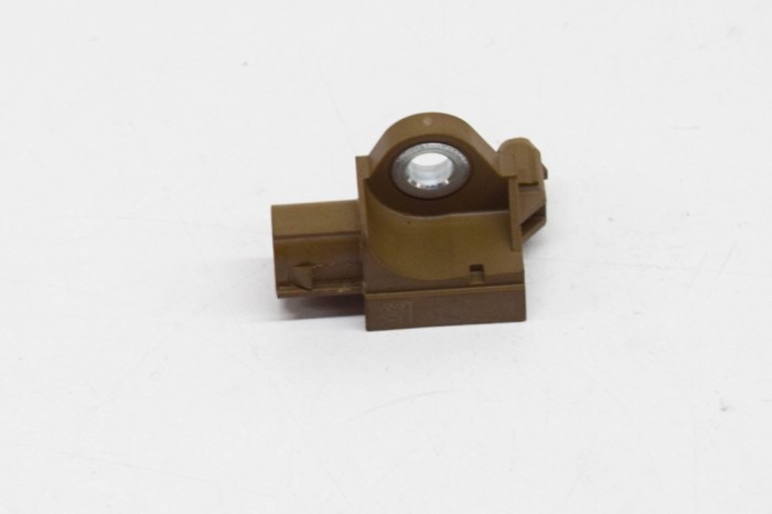 Senzor de impact lateral dreapta MAZDA 6 Sedan GJ, GL 2015 OEM: K0273052314,KD45-57KC0 11779678