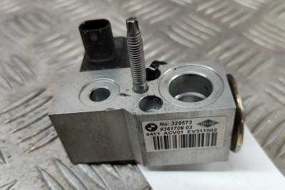 Supapa de expansiune aer condiționat BMW 5 G30 2019 OEM: 9361709 22889385 foto