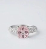 Cumpara ieftin Inel din Argint 925 , zBlush Cushion Solitaire, - Inel cu Zirconiu Roz Morganit E i Banda Pavata