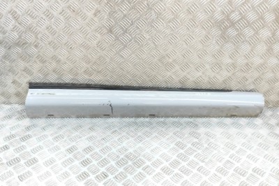 Bandou inferior ușă dreapta față FORD PUMA J2K, CF7 2023 OEM: L1TB-S20306-C,L1TB-S20306-D 22663649 foto