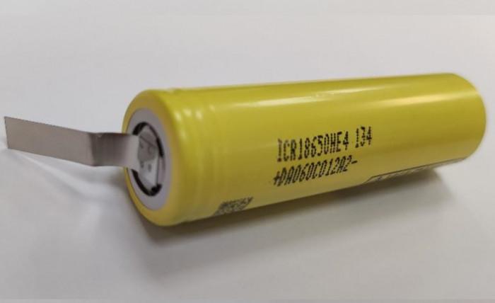 Acumulator LG 18650 cu lamele LI-ION 3.6V 2500mAh 20A ICR18650HE4 134 HEL galben