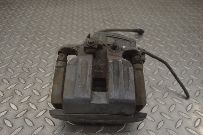 Etrier de fr&acirc;nă dreapta spate TESLA MODEL S 2016 OEM: Hatchback | 23066585