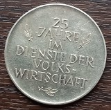(A749) MEDALIE ARGINT AUSTRIA - 25 ANI IN SLUJBA ECONOMIEI NATIONALE, 29,5 GRAME, Europa