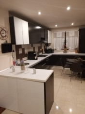 Apartament 3 camere Otopeni (Odai),terasa,2 locuri de parcare. foto