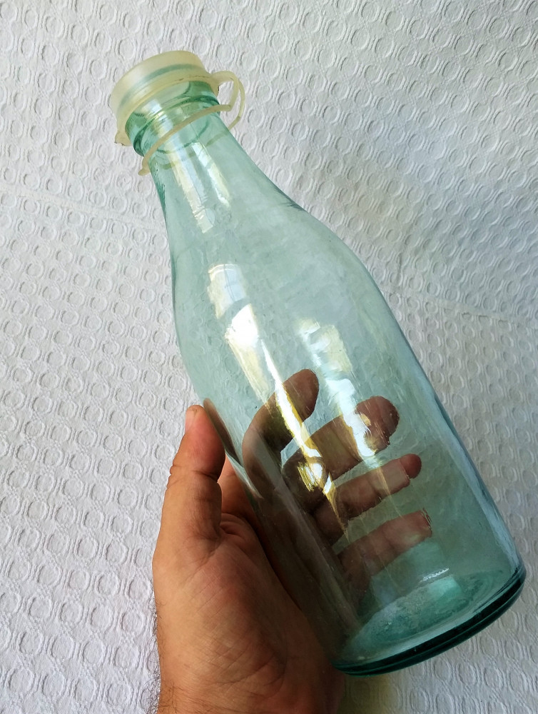 Sticla de lapte din perioada comunista cu capac, sticla veche de colectie |  arhiva Okazii.ro