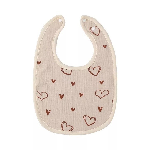 Baveta in Forma de U, Cyrax, din Bumbac, pentru Copii 0-12 Luni, Rezistenta la Apa, cu Capse, Model cu Inimoare, 21x30 cm, Bej