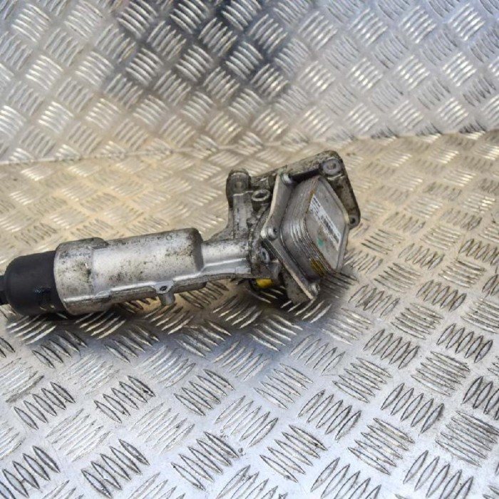 Răcitor de ulei MERCEDES-BENZ C T-Model S203 2006 OEM: A2711880001A2711800610 | 2504737