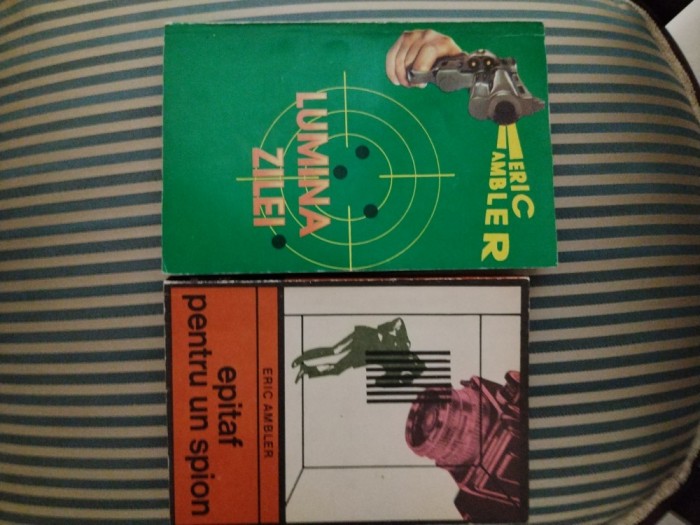 Eric Ambler Epitaf pentru un spion, Lumina zilei