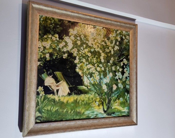 Pictură portret de femeie &icirc;n grădină cu trandafiri, peisaj de vara, 82x75 cm