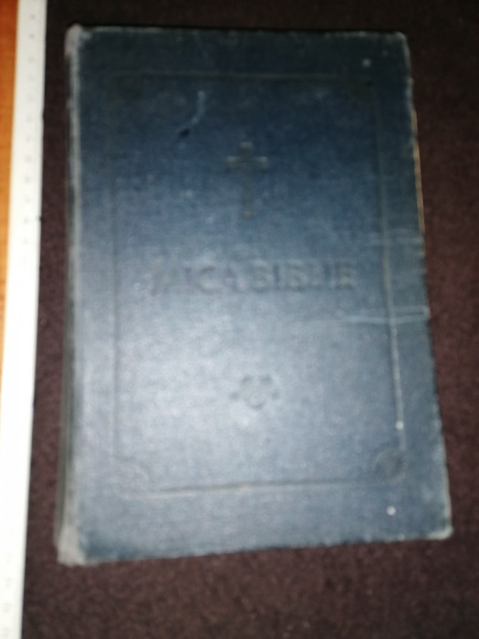 BIBLIE VECHE / MICA BIBLIE 1977