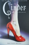 Cinder. The Lunar Chronicles, vol. 1 - Marissa Meyer
