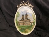 placheta ovala din portelan perioada comunista cu Manastirea Cozia cu marcaj ARPO Curtea de Arges !