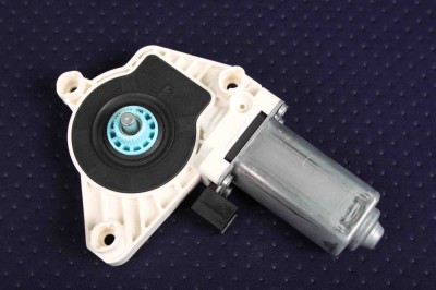 Motor macara geam ușă st&amp;acirc;nga față VW PASSAT Variant B8 3G5 2015 OEM: 5Q4959801B 2494192 foto