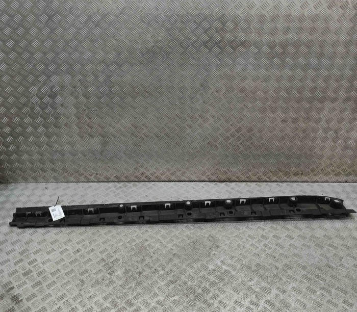 Suport prag lateral dreapta față BMW X5 F15, F85 2014 OEM: 8054036 31315622