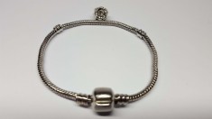 Bratara cu un talisman model 13, tip pandora foto