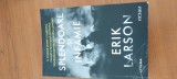 ERIK LARSON- SPLENDOARE ȘI INFAMIE. O POVESTE DESPRE CHURCHILL, FAMILIE ȘI REZISTENȚĂ &Icirc;N TIMPUL BOMBARDAMENTELOR ASUPRA LONDREI