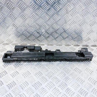 Suport prag lateral BMW 3 F30, F80 2016 OEM: 7256917 10664888 foto