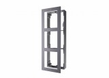 Panou frontal pentru 3 module videointerfon modular Hikvision DS-KD-ACW3; permite