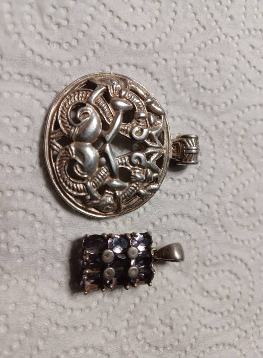 Lot argint vintage de 2 pandative