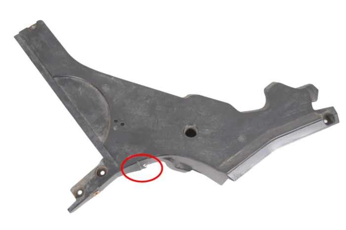 Scut motor dreapta spate BMW 5 F10 2016 OEM: 51757312832,7312832 23417631
