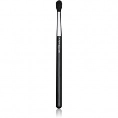 MAC Cosmetics 224S Tapered Blending Brush pensulă pentru aplicarea fardului de pleoape 224S 1 buc