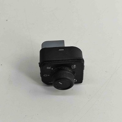 Comutator de reglare oglinda VW PASSAT B8 3G2 2018 OEM: 3G0959565B | 29794729 foto
