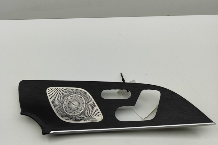 Ornament panou ușă dreapta față MERCEDES-BENZ GLE W167 2024 OEM: A1677207602 31106661