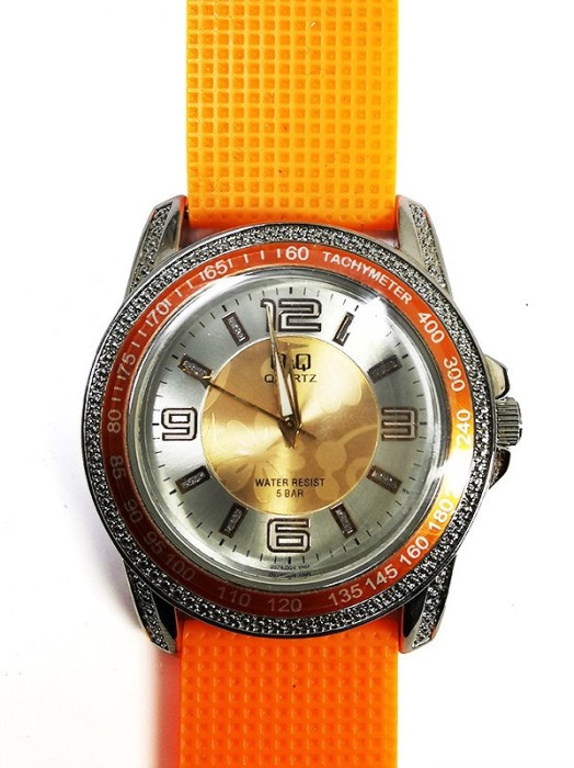 Ceas dam? elegant Q&amp;Q Q574J304Y