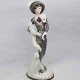 Doamna eleganta cu catel - Bibelou (RAR) portelan vechi, vintage