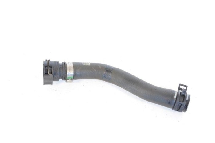 Furtun de lichid de răcire BMW i3 I01 2015 OEM: 7616037 10787367
