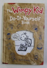 THE WIMPY KID - DO - IT - YOURSELF BOOK by JEFF KINNEY , 2011 foto