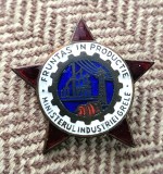 Insigna fruntas in prodictie