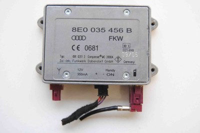 Amplificator de antena AUDI A6 4F2, C6 2005 OEM: 8E0035465B foto