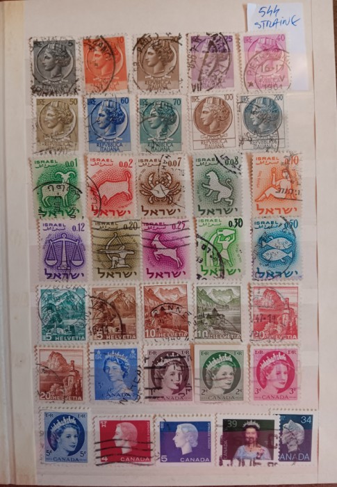 A16 1 - Clasor foarte vechi - contine in jur de 544 timbre straine obliterate