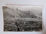 Fotografie dimensiune CP cu un bărbat la munte