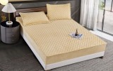 Cumpara ieftin Husa Pat Matlasata cu Elastic 3 Piese Eforie 160x200 cm + 2 Fete Perna 50x75 cm