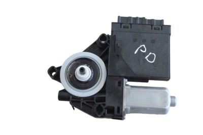 Motor macara geam ușă dreapta față VOLVO XC40 536 2018 OEM: 31674756 25194736 foto